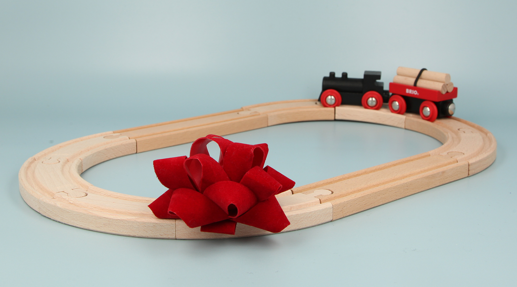 Julklapp och julklappstips barn: tåg- eller bilbaneset